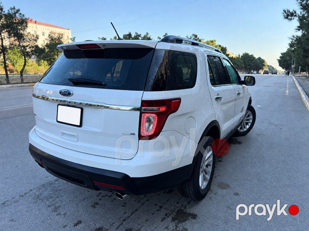 Ford Explorer, 3.5 L, 2015 il, 220 000 km — Avtomobillər, Bakı (5)