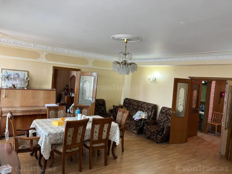 Kirayə verilir 2 otaqlı Mənzil Köhnə tikili 90 m² Bakı, Xətai r — Mənzil, Bakı (6)