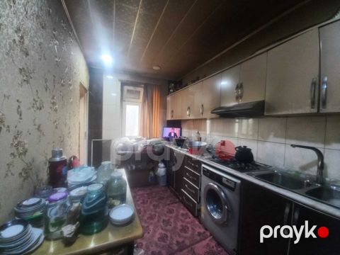 Satılır 4 otaqlı köhnə tikili 85 m² — Sumqayıt