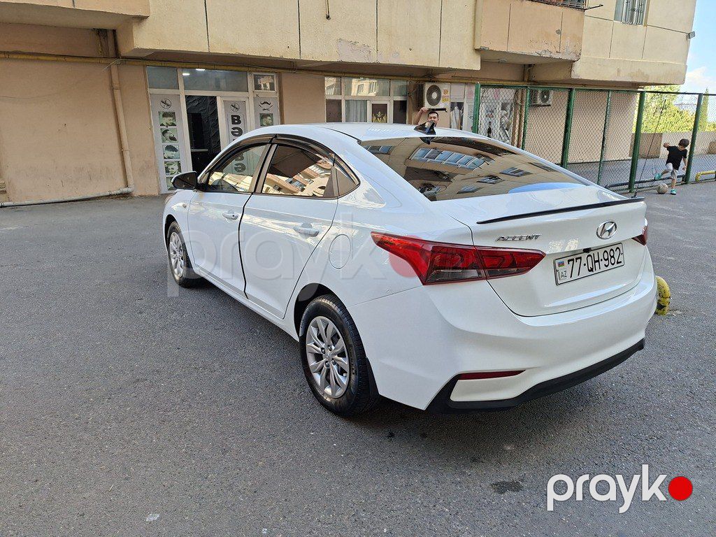 Hyundai Accent, 1.4 L, 2018 il, 162 409 km — Avtomobillər, Bakı (4)