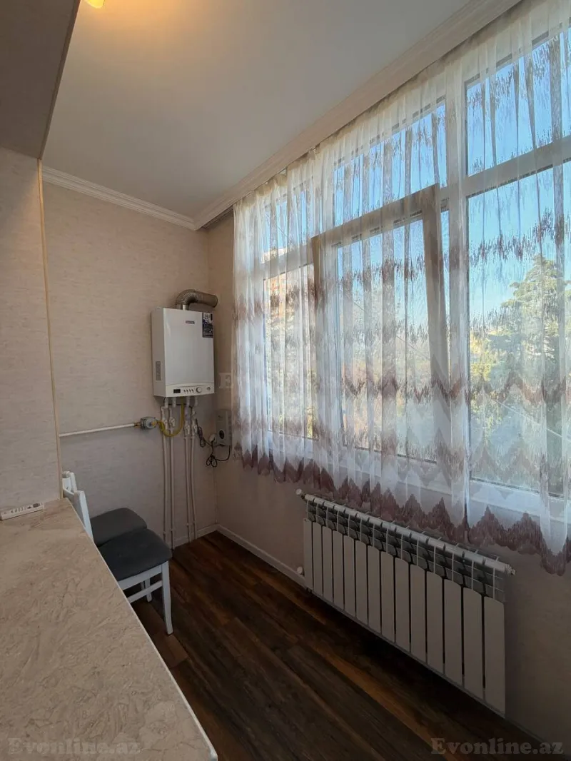 Satılır 2 otaqlı Mənzil Köhnə tikili 36 m² Bakı, Nəsimi r — Mənzil, Bakı (8)