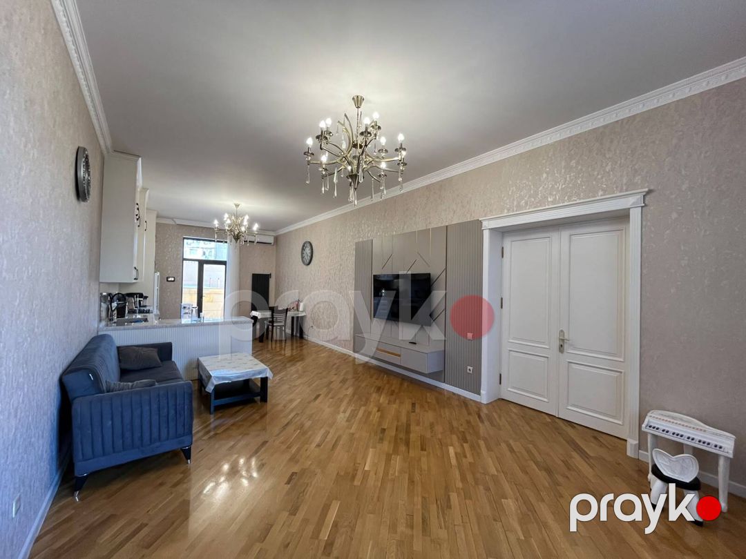 Satılır 8 otaqlı həyət evi/bağ evi 450 m² — Ev, villa, Bakı (4)