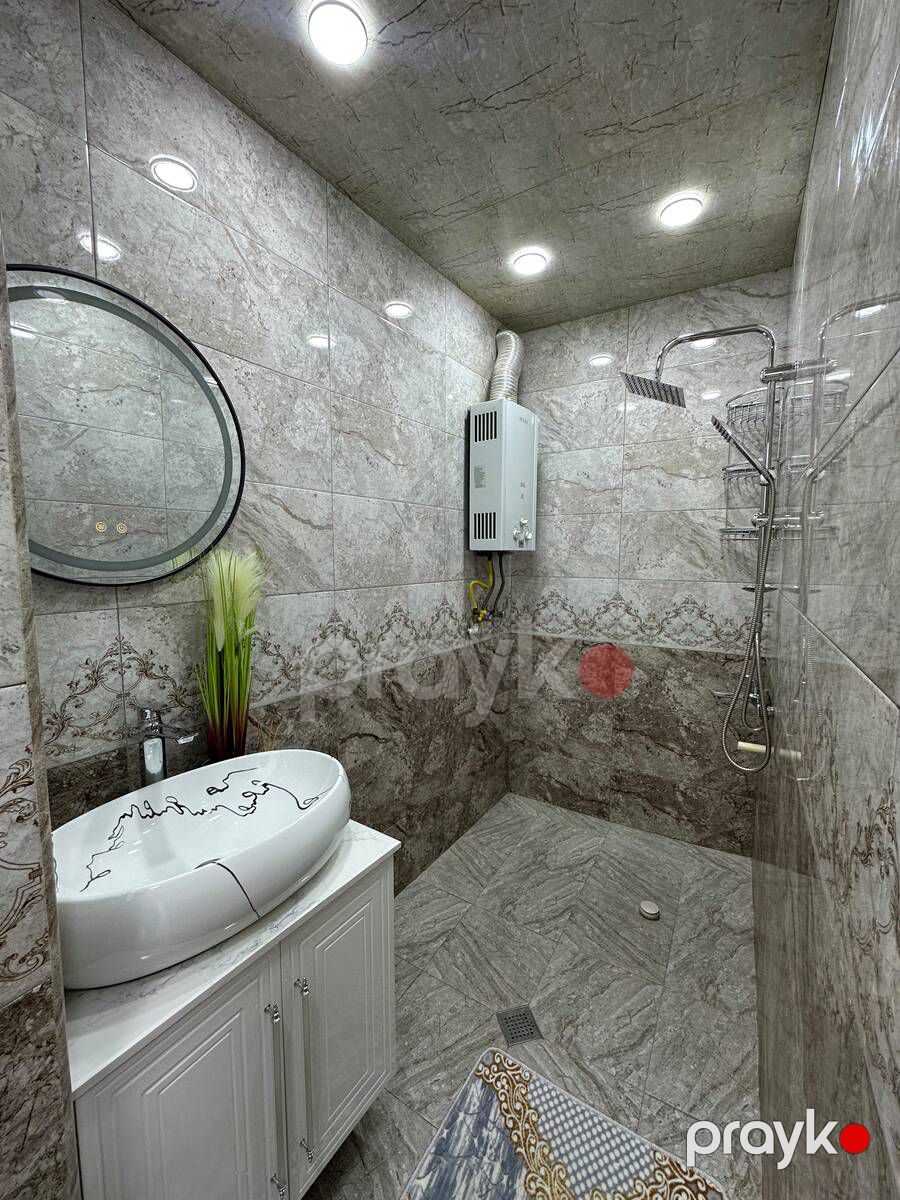 Satılır 2 otaqlı köhnə tikili 65 m² — Mənzil, Bakı (11)