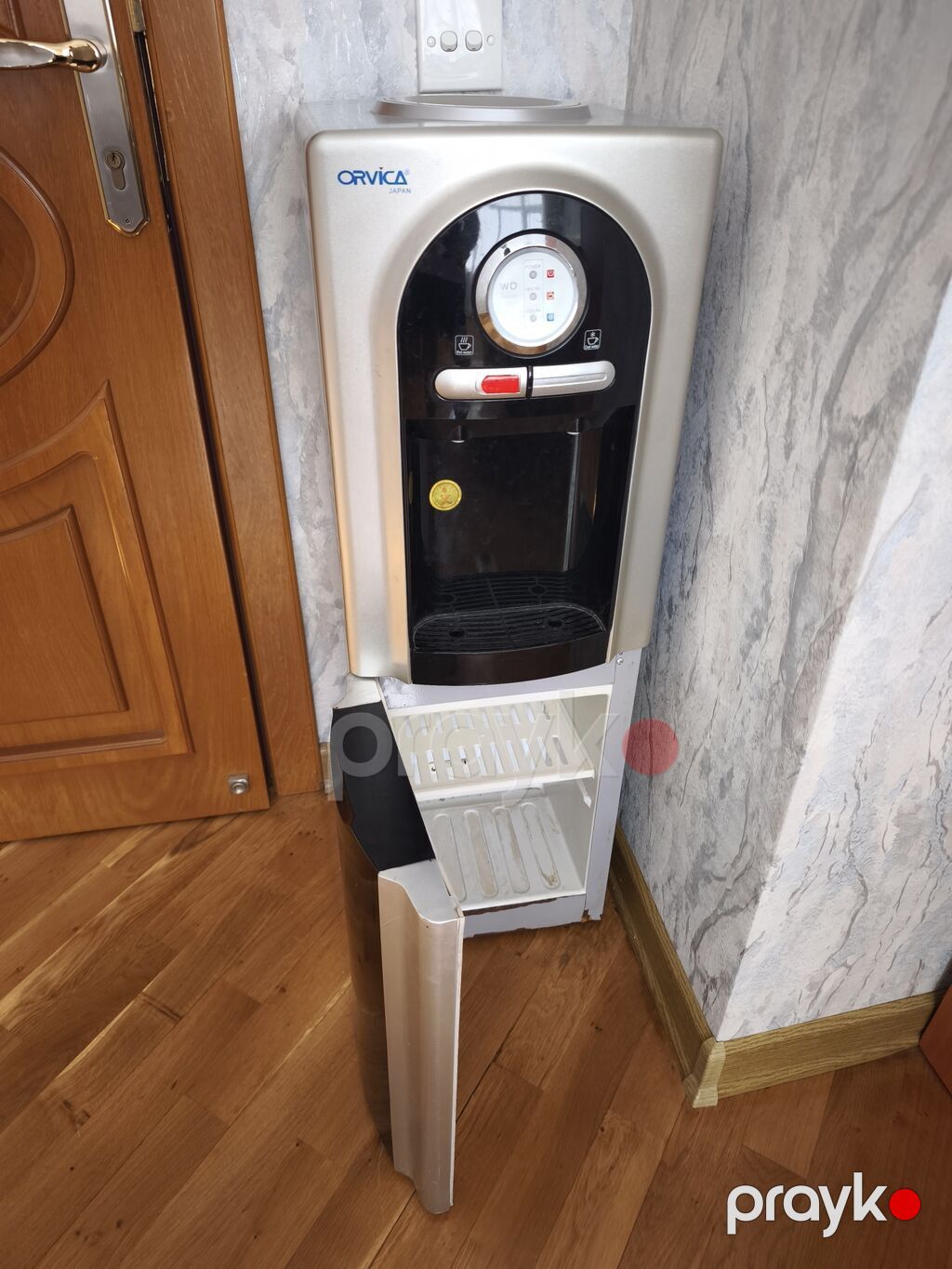 Orvıca (Japan) su dispenseri İşləmir, motoru yanib — Su soğutucuları və dispenserlər, Bakı (2)
