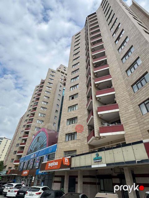 Satılır 3 otaqlı yeni tikili 140 m² — Bakı