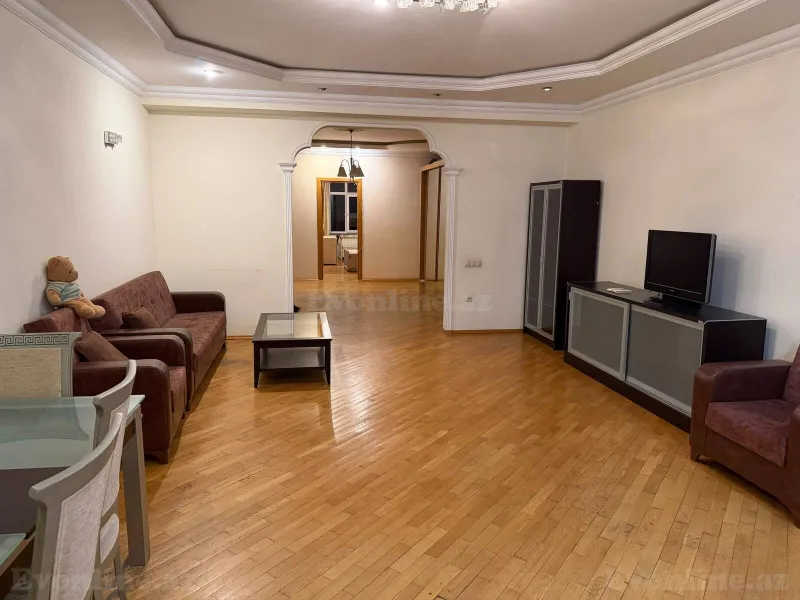 Kirayə verilir 3 otaqlı Mənzil Yeni tikili 153 m² Bakı, Nərimanov r., Gənclik m — Mənzil, Bakı (5)