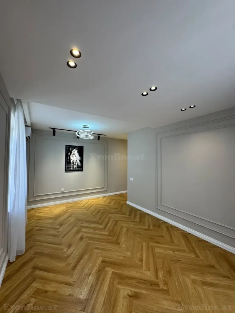 Satılır 2 otaqlı Mənzil Köhnə tikili 48 m² Bakı, Yasamal r., Elmlər Akademiyası m — Bakı