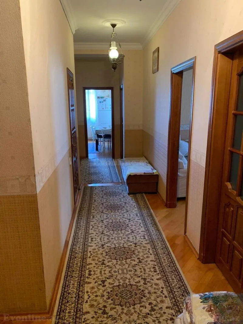 Satılır 3 otaqlı Mənzil Yeni tikili 105 m² Bakı, Nizami r., Neftçilər m., 8-ci kilometr — Mənzil, Bakı (7)