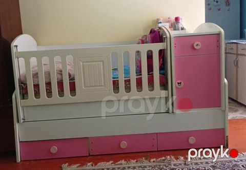 Qız üçün, İşlənmiş, Dördbucaq, Beşik, Matras ilə, Yellənmə mexanizmsiz — Digah