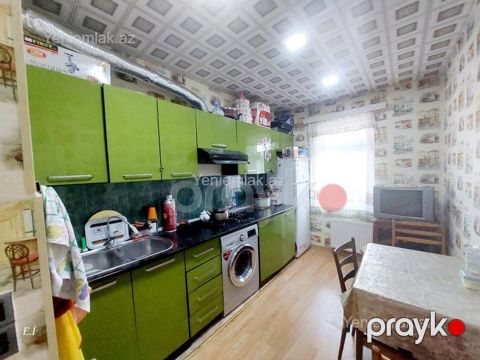 Satılır 4 otaqlı Bina evi menzil (Köhnə tikili), 85 m², 12-ci mikrorayon — Sumqayıt