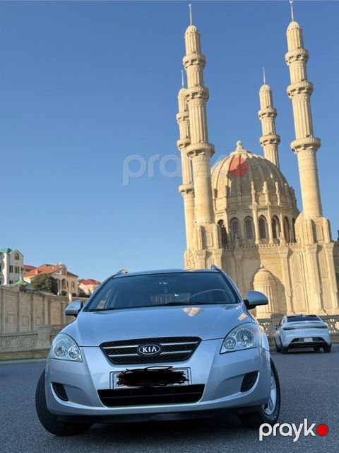 Kia Ceed SW, 1.4 L, 2008 il, 262 000 km — Bakı