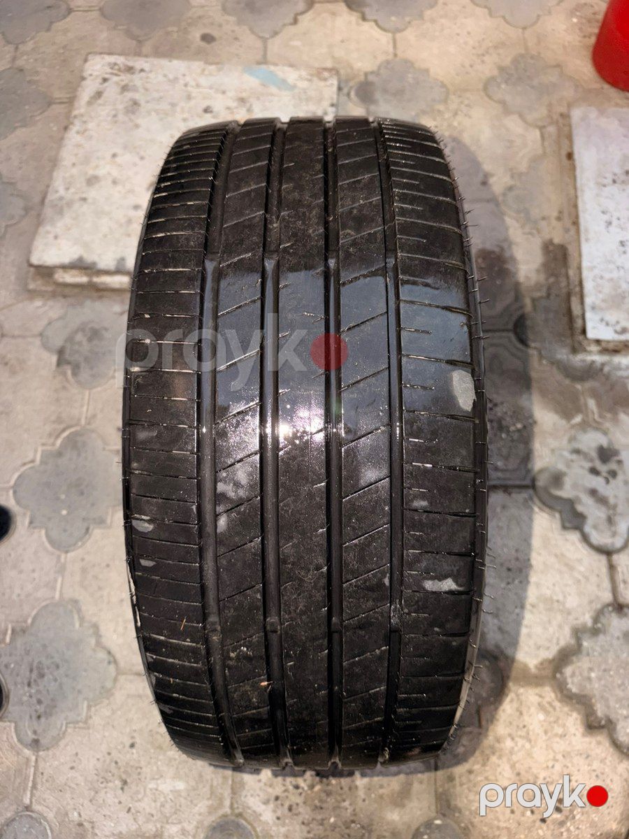 Toyota Camry şinləri 235 40 R19 — Ehtiyat hissələri və aksesuarlar, Bakı (10)
