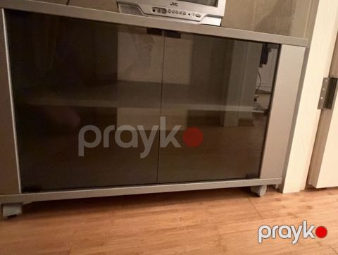 Şüşə qapılı TV tumba / media şkafı - Korpus: metalik çərçivə - Ön — Bakı
