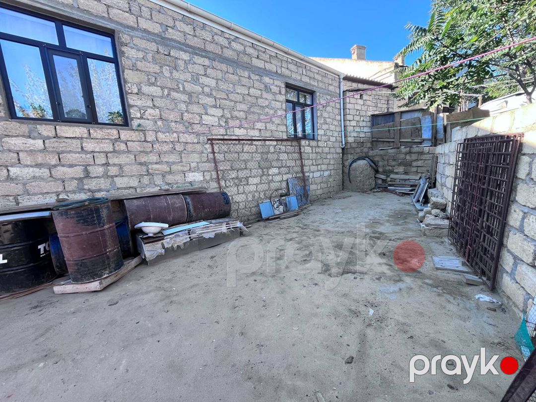 Həyət evi, Binəqədi qəs — Ev, villa, Bakı (9)