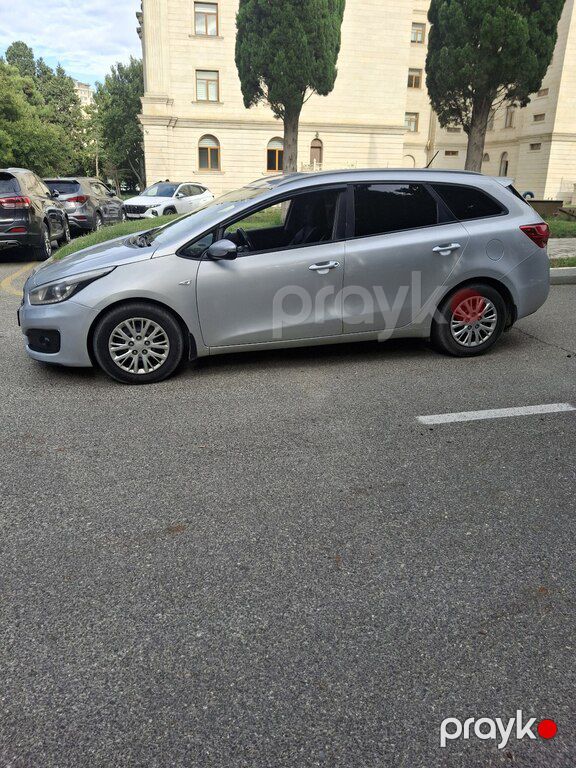 Kia Ceed SW, 1.6 L, 2017 il, 301 000 km — Avtomobillər, Bakı (3)