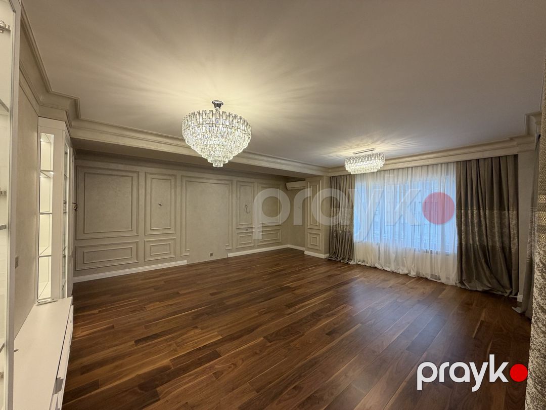 Satılır 4 otaqlı yeni tikili 211 m² — Mənzil, Bakı (2)