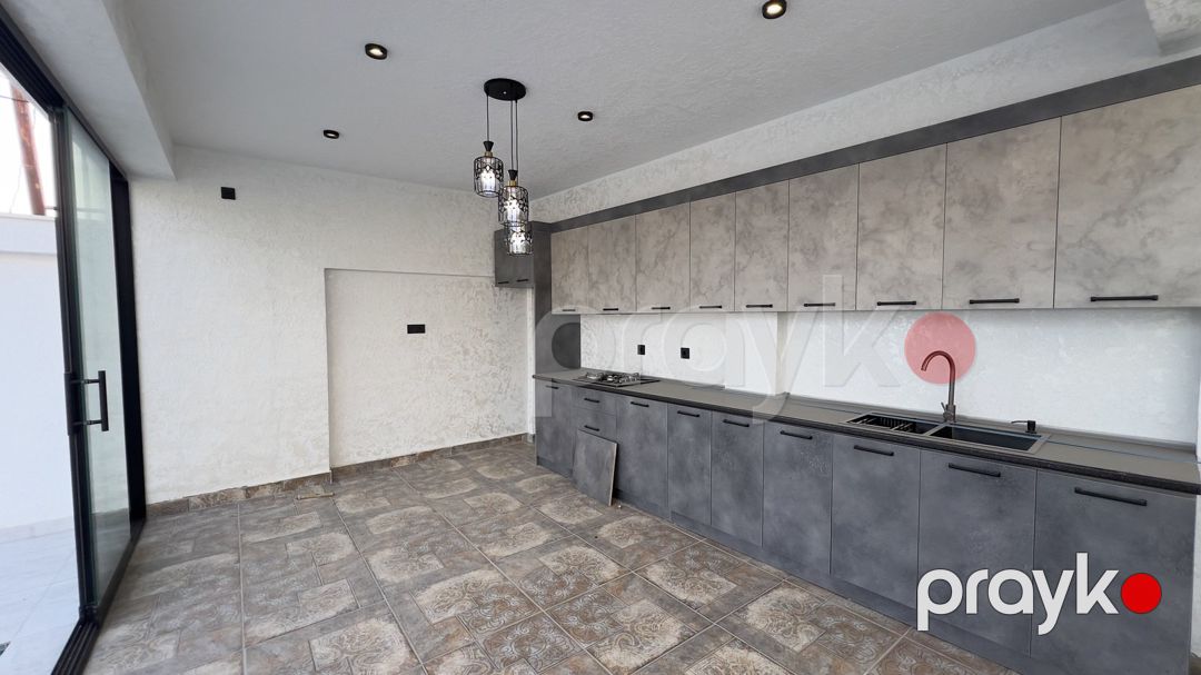 Satılır 4 otaqlı həyət evi/bağ evi 200 m² — Ev, villa, Bakı (5)