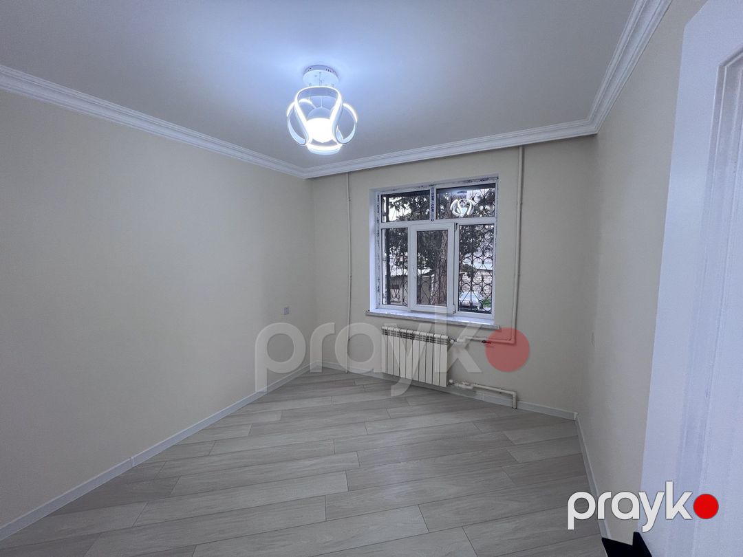 Satılır 4 otaqlı köhnə tikili 105 m² — Mənzil, Bakı (12)