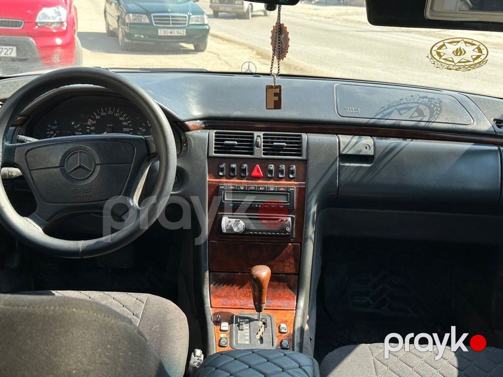 Mercedes E 230, 2.3 L, 1996 il, 400 000 km — Avtomobillər, Bakı (9)
