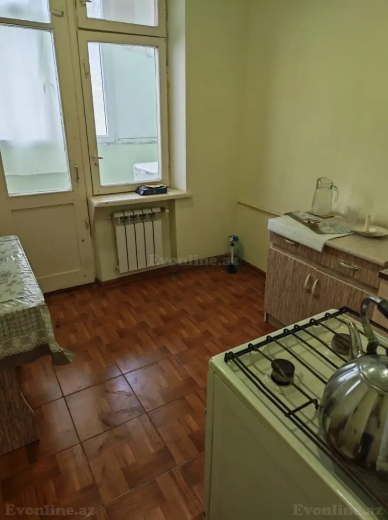 Satılır 3 otaqlı Mənzil Köhnə tikili 80 m² Bakı, Nizami r., Xalqlar Dostluğu m — Mənzil, Bakı (8)