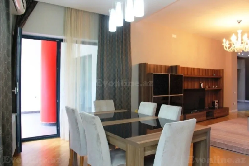 Kirayə verilir 4 otaqlı Mənzil Yeni tikili 200 m² Bakı, Nəsimi r., 28 May m — Mənzil, Bakı (5)
