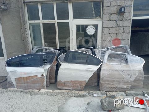 "BMW F10" qapıları — Bakı