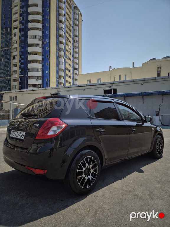 Kia Ceed, 1.6 L, 2011 il, 210 000 km — Avtomobillər, Bakı (8)