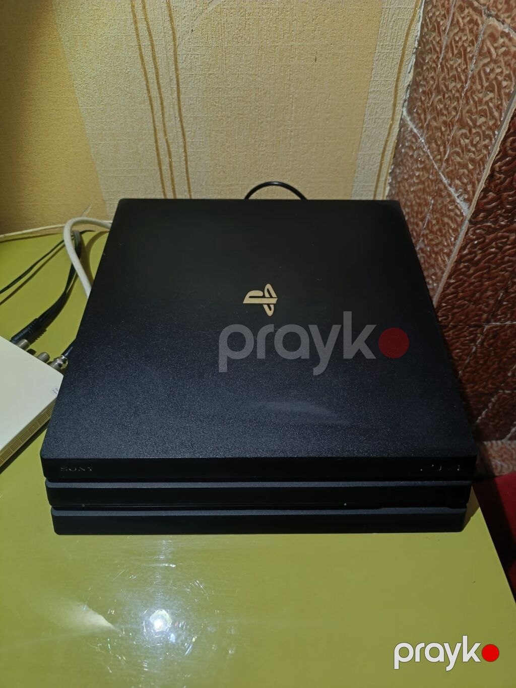 PS4 Pro 1Tb + 1 Dualshock 4 В идеальном состоянии 420₼ — Oyun konsolları, Bakı (2)