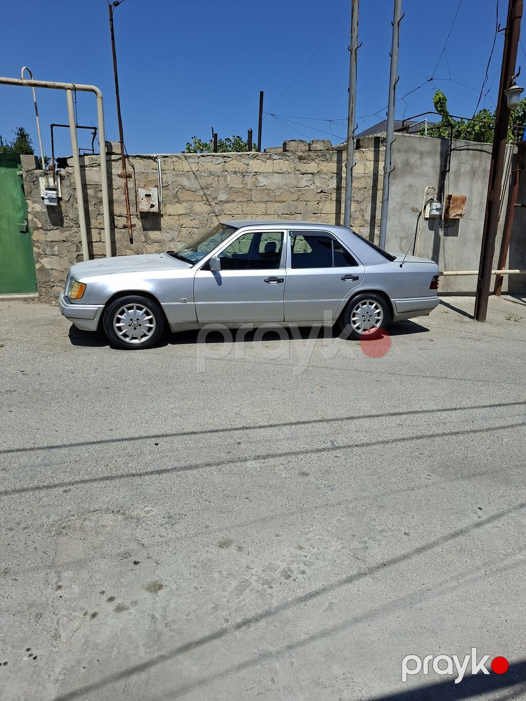 Mercedes-Benz E 220: 2.2 l 1993 il Sedan — Avtomobillər, Digah (7)