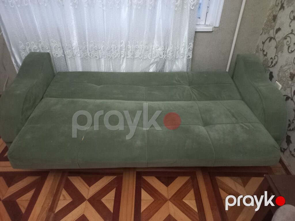 İşlənmiş, Divan — Qonaq otağı üçün, Bakı (2)