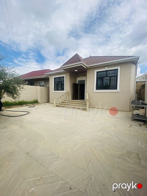 Satılır 4 otaqlı həyət evi/bağ evi 120 m² — Bakı
