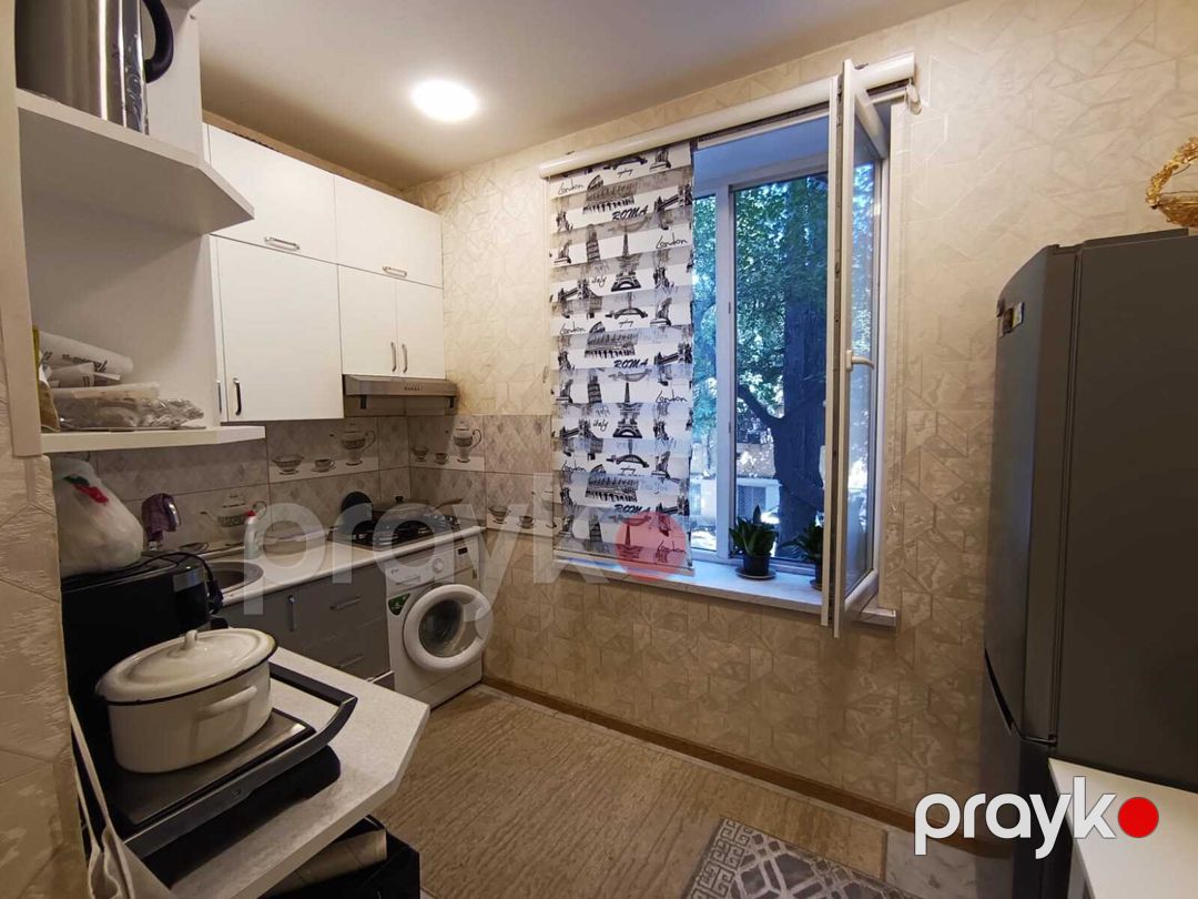 Satılır 2 otaqlı köhnə tikili 60 m² — Mənzil, Bakı (7)