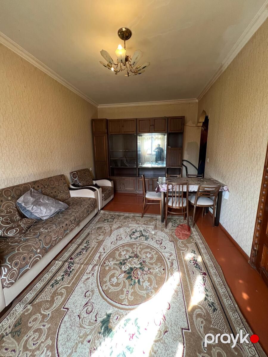 Satılır 2 otaqlı köhnə tikili 45 m² — Mənzil, Bakı (2)