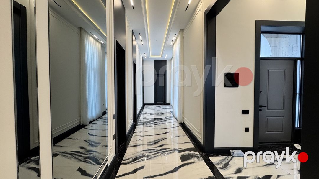 Satılır 5 otaqlı həyət evi/bağ evi 250 m² — Ev, villa, Bakı (12)