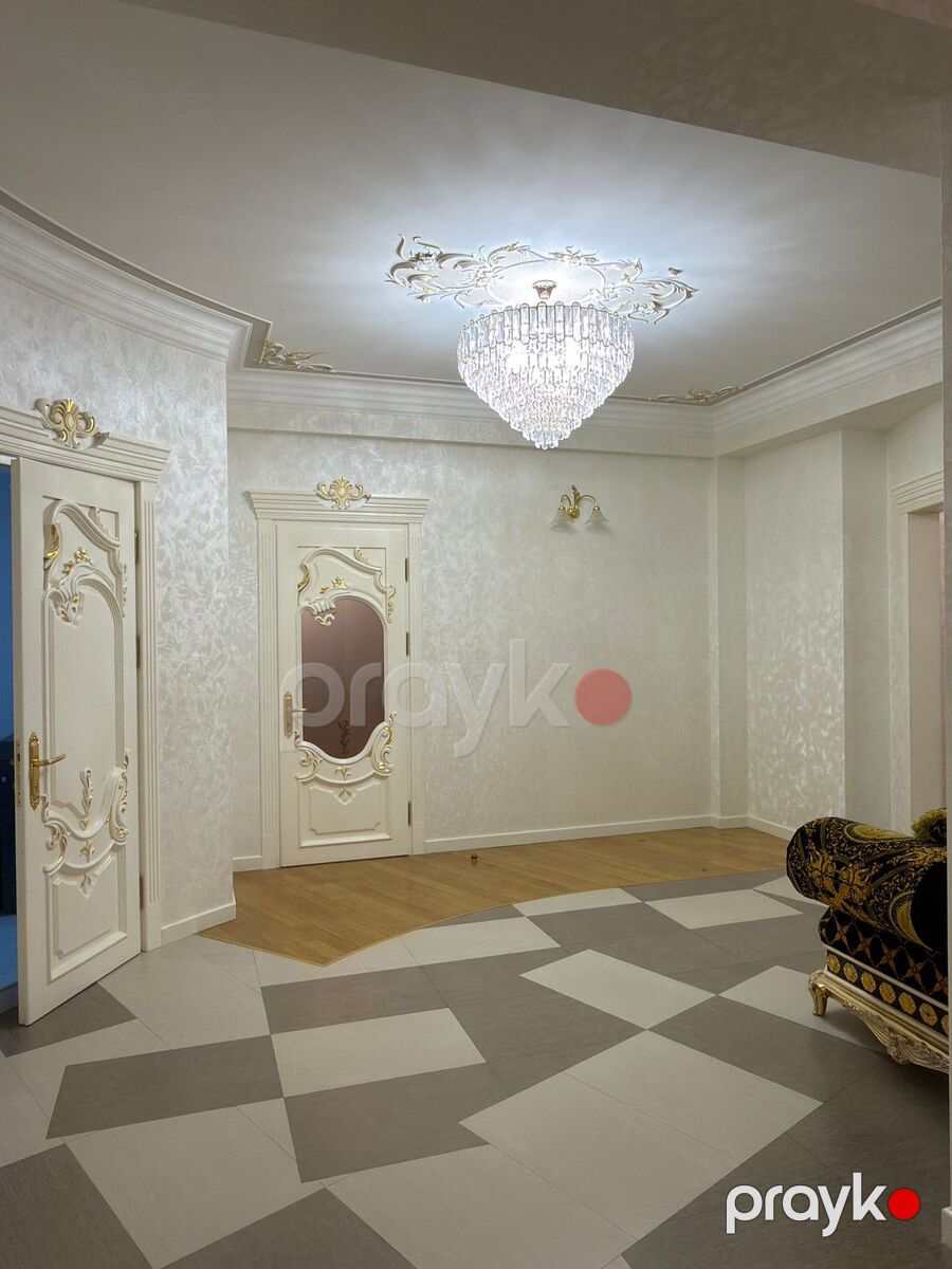 Satılır 4 otaqlı yeni tikili 190 m² — Mənzil, Bakı (6)