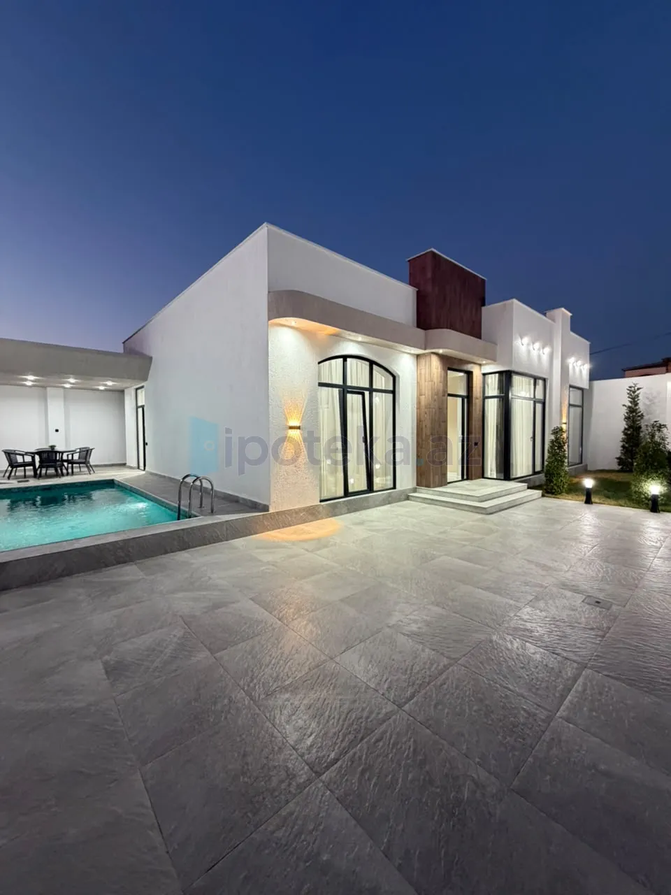 Satılır: 4 Otaq, Bağlar, Xəzər r., Mərdəkan q., 145.00 m² — Mərdəkan