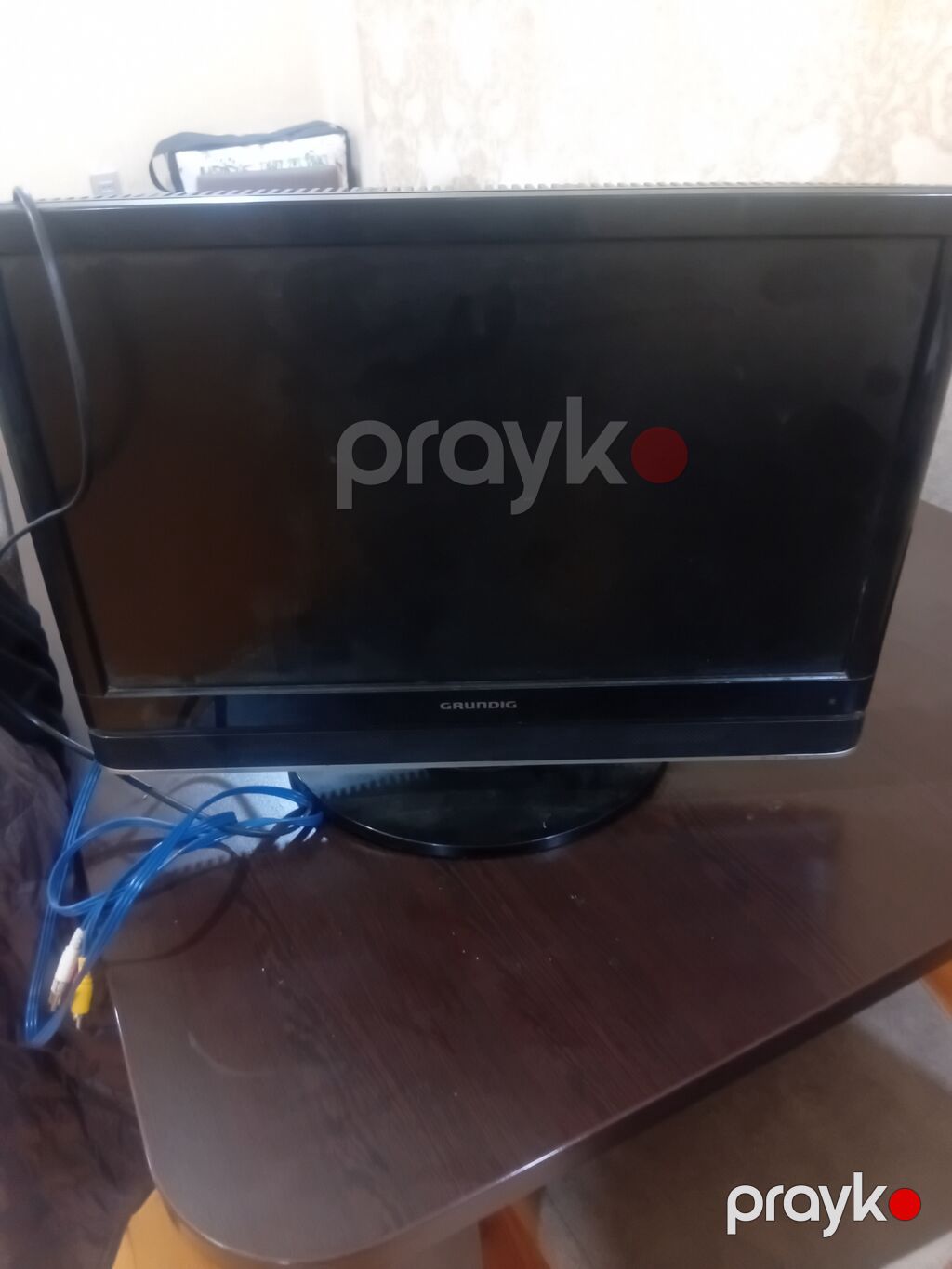 Qonaq otağı üçün mebel və elektronika dəsti - Divan + 2 kreslo: Boz — Qonaq otağı üçün, Masazır (4)