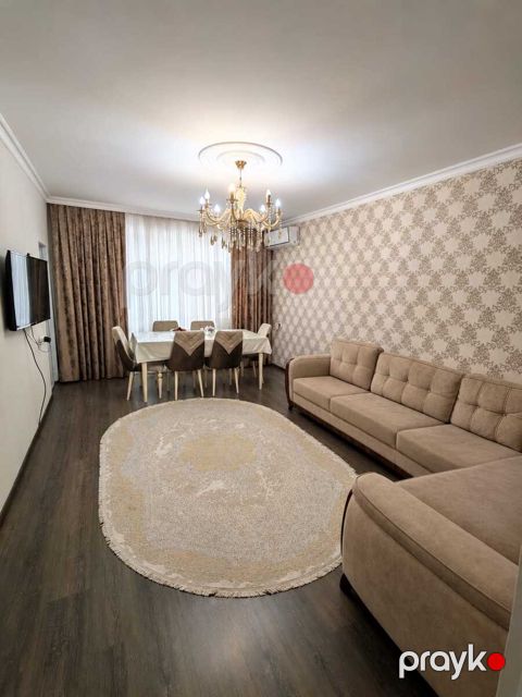 Satılır 5 otaqlı köhnə tikili 100 m² — Bakı