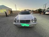 Mercedes E 220, 2.2 L, 1999 il, 470 000 km — Avtomobillər