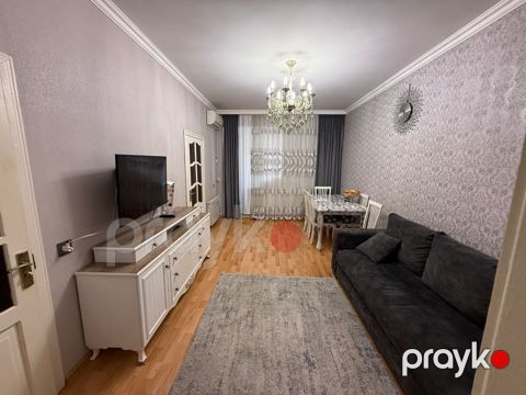 Satılır 3 otaqlı köhnə tikili 75 m² — Bakı