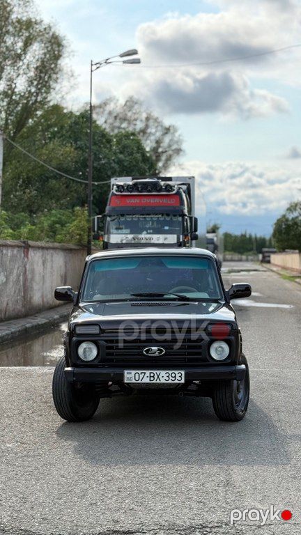 Lada (VAZ) Niva, 1.6 L, 1980 il, 868 770 km — Astara