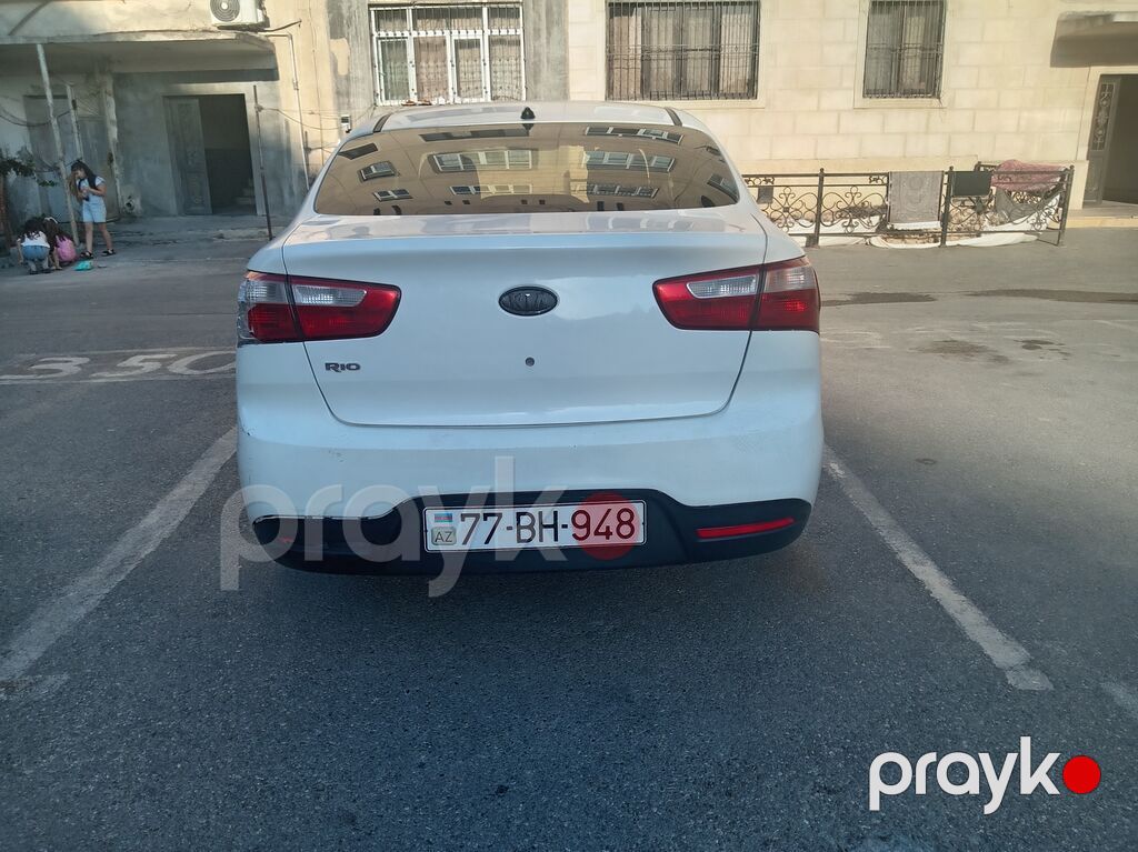 Kia Rio: 1.4 l 2012 il Sedan — Avtomobillər, Bakı (4)