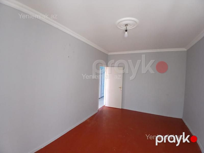 Satılır 3 otaqlı Bina evi menzil (Köhnə tikili), 70 m², 8-ci mikrorayon — Mənzil, Sumqayıt (6)