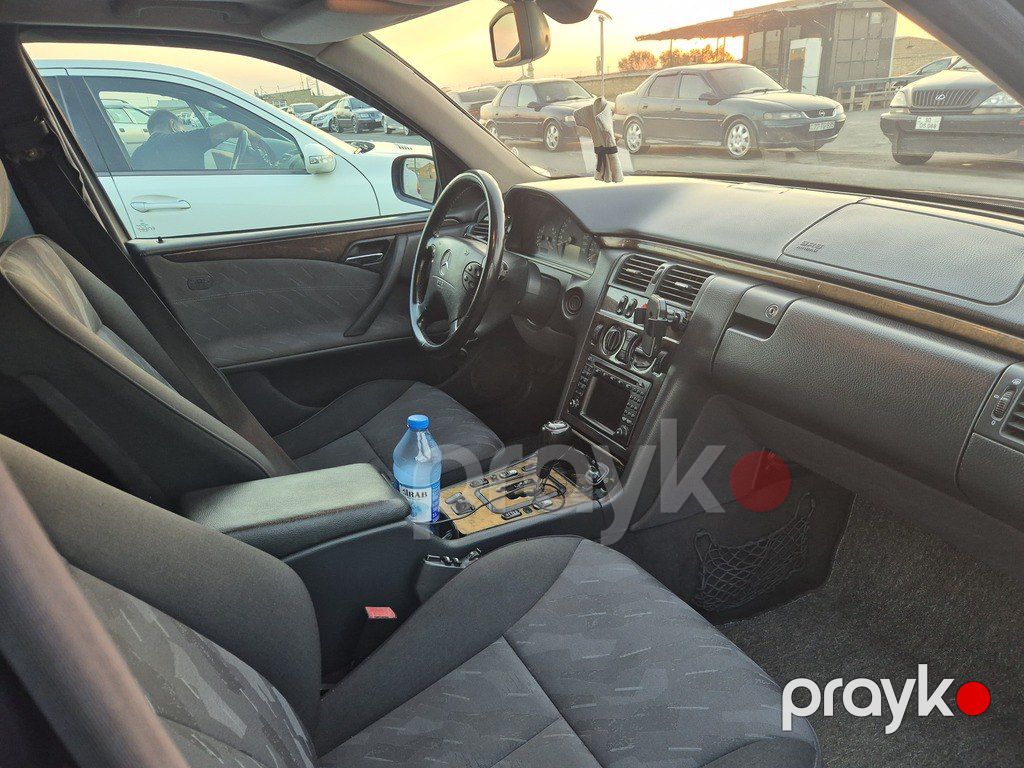 Mercedes E 240, 2.4 L, 2000 il, 293 000 km — Avtomobillər, Sumqayıt (4)