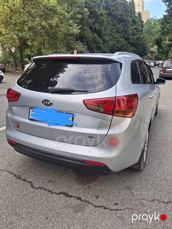 Kia Ceed SW, 1.6 L, 2017 il, 301 000 km — Avtomobillər, Bakı (2)