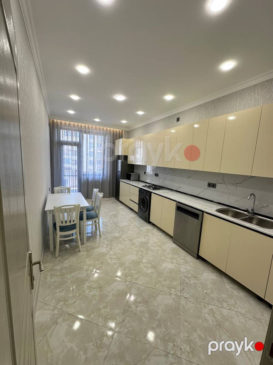 İcarəyə verilir 4 otaqlı yeni tikili 160 m² — Mənzil, Bakı (7)