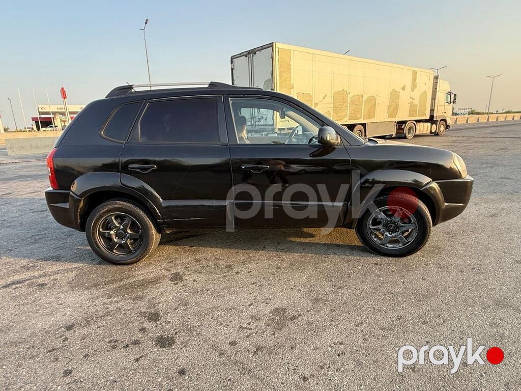 Hyundai Tucson, qara rəng, Azərbaycan nömrə nişanı 10-US-736 — Avtomobillər, Göytəpə (5)