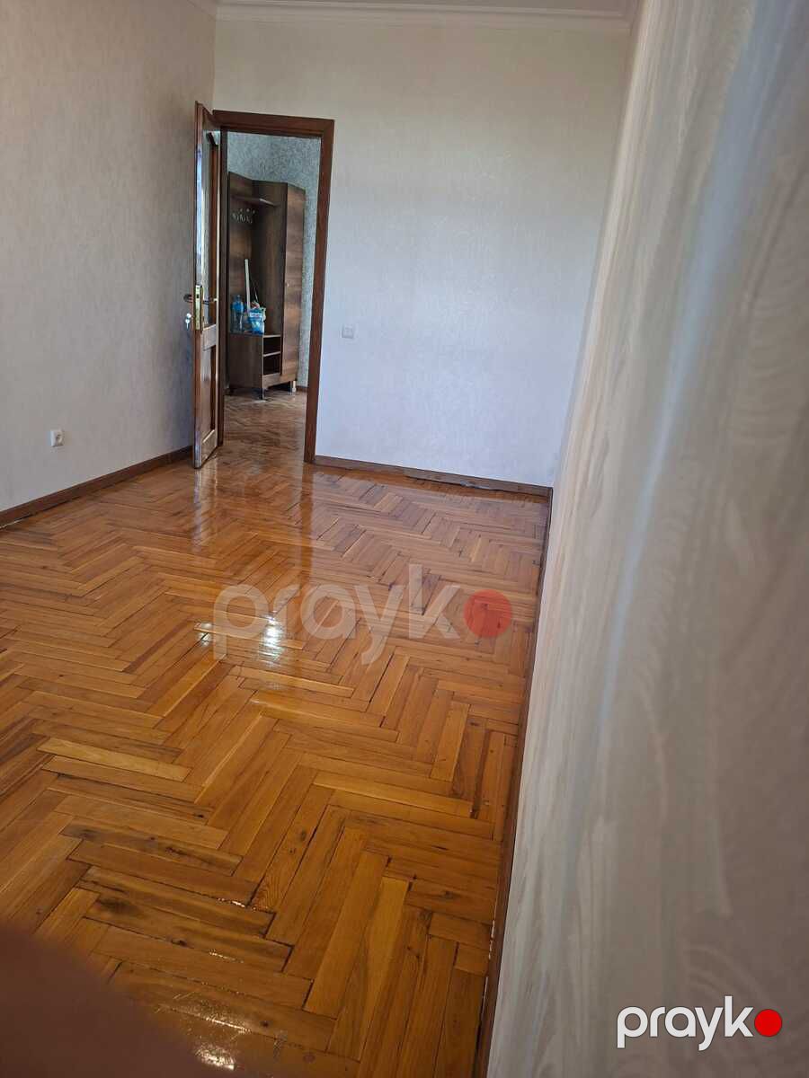 Satılır 2 otaqlı köhnə tikili 65 m² — Mənzil, Bakı (8)