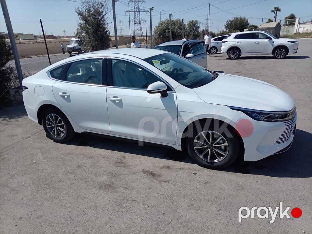 BYD Qin Plus DM-i sedan - Giriş-hibrid (plug-in hybrid) sistem — Avtomobillər, Mehdiabad (6)