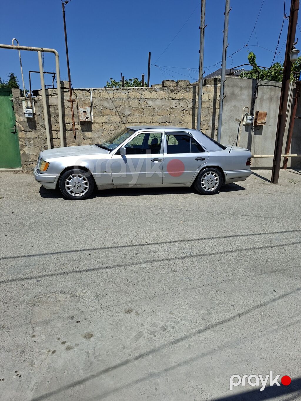 Mercedes-Benz E 220: 2.2 l 1993 il Sedan — Avtomobillər, Digah (7)